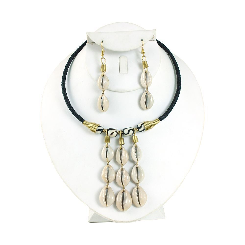 Hanging Cowrie Shell Choker & Earrings